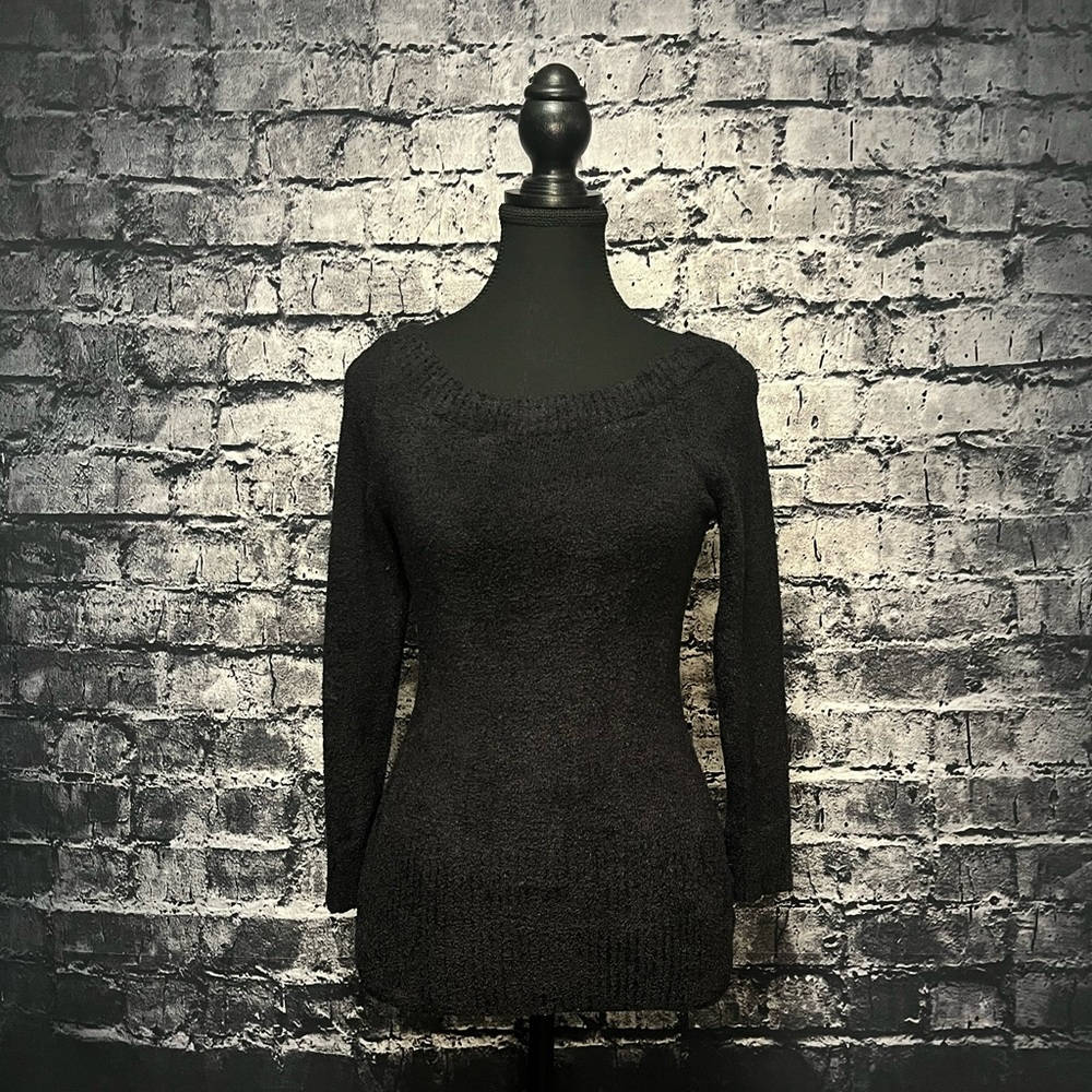 Suzy Shier Sweater - Picture 3 of 6